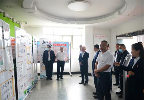 清風正氣潤心田，藝術交流促發展——武漢公交集團三公司組織黨員干部參觀廉政文化作品展并開展文化藝術交流活動